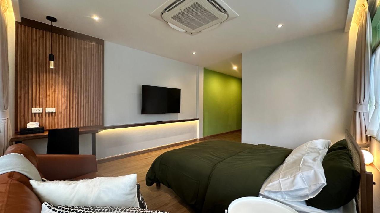 The Tangerine Guesthouse Bangkok Esterno foto